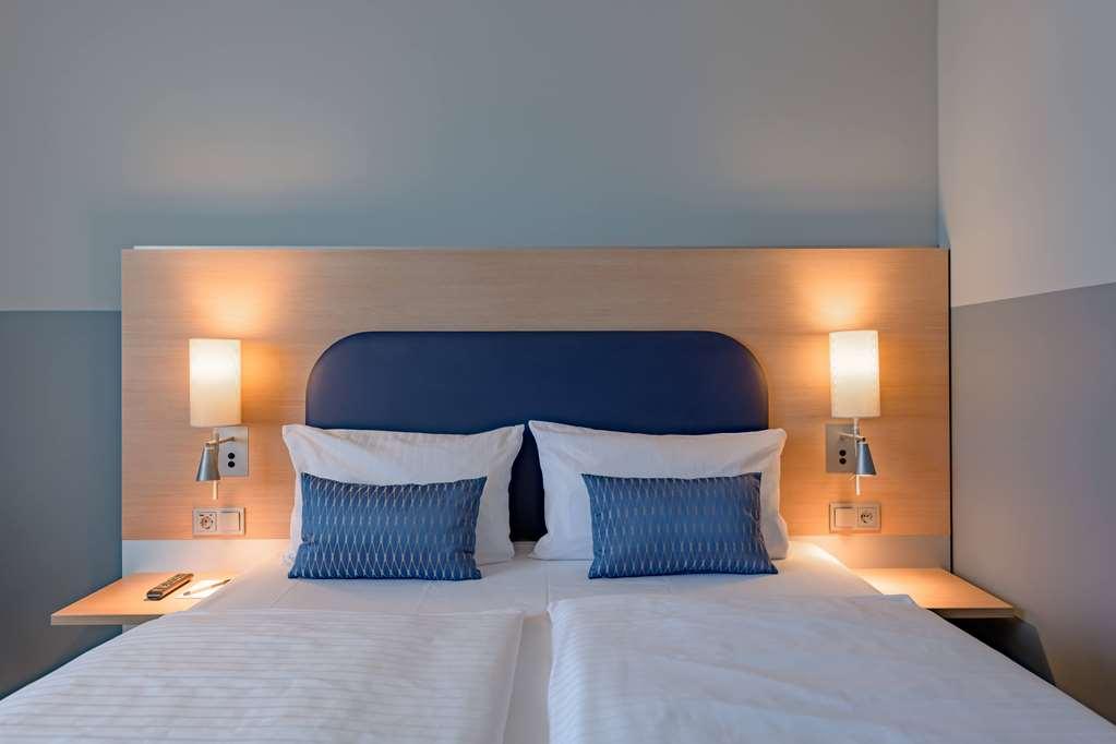Vienna House Easy By Wyndham Frankfurt Airport Hotel Kelsterbach Room photo