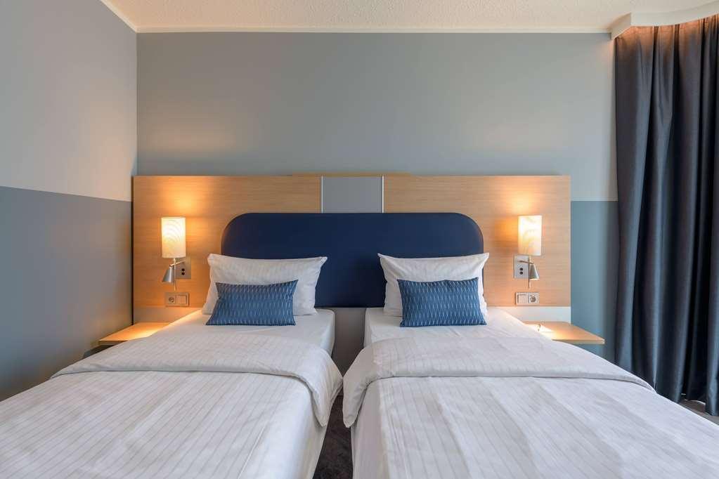 Vienna House Easy By Wyndham Frankfurt Airport Hotel Kelsterbach Room photo