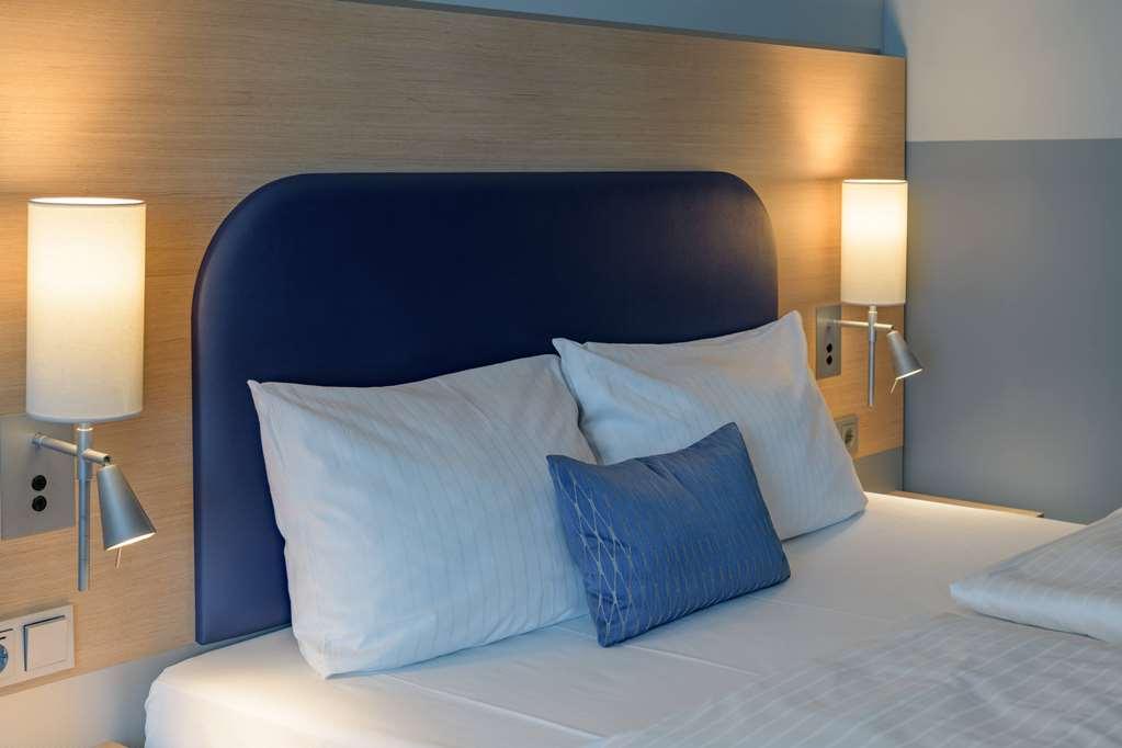 Vienna House Easy By Wyndham Frankfurt Airport Hotel Kelsterbach Room photo